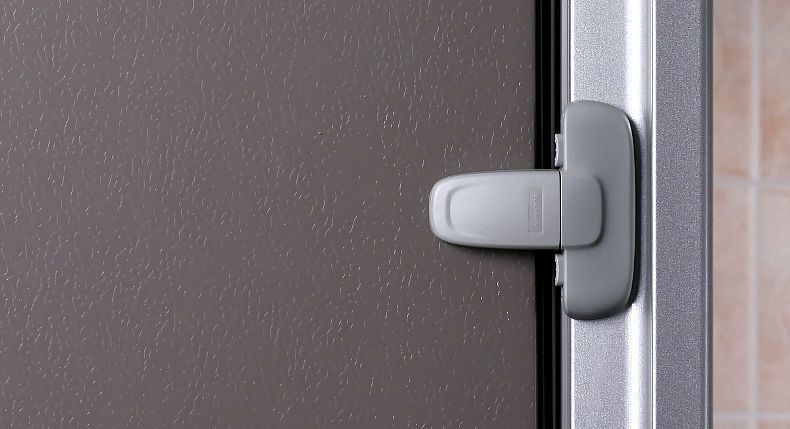 Refrigerator Lock installed on fridge edge