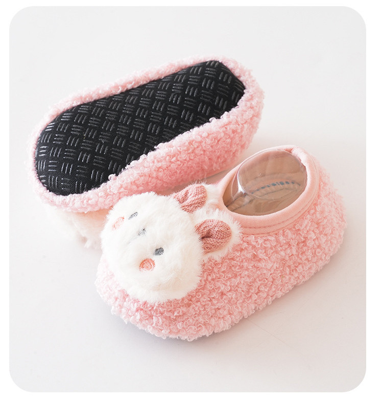 Warm and breathable baby socks