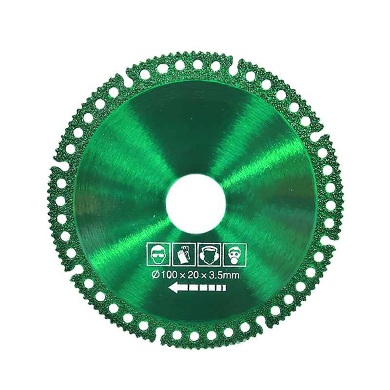 Composite cutting saw blade in use