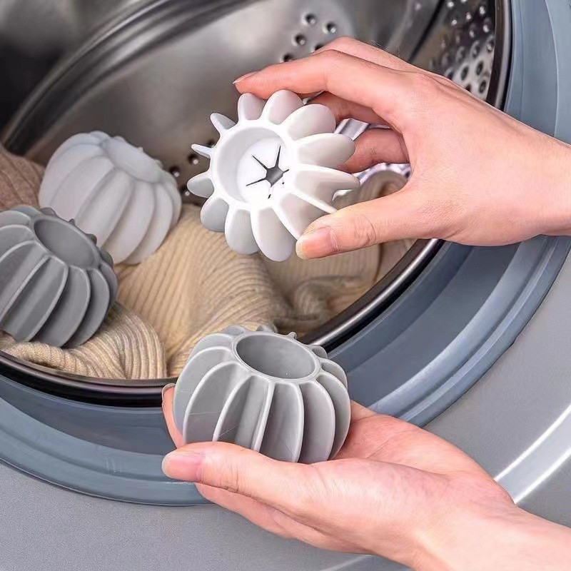 Silicone Magic Laundry Ball Image 1